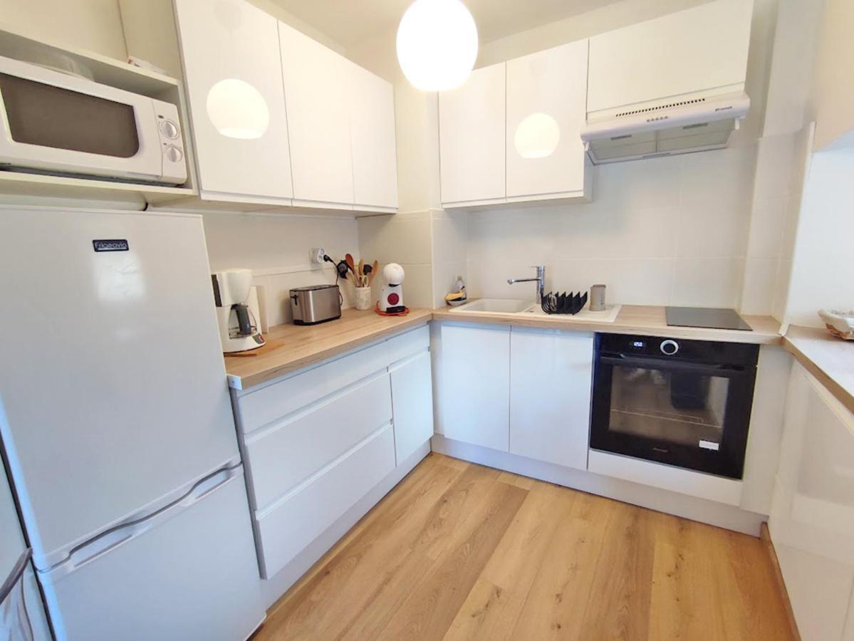 Chez Dominique, T2, Centre Ville, Vue Montagne, Wifi, 4 Personnes Bagneres-de-Luchon Luaran gambar