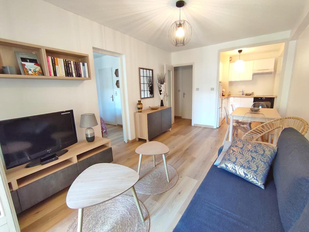 Chez Dominique, T2, Centre Ville, Vue Montagne, Wifi, 4 Personnes Bagneres-de-Luchon Luaran gambar