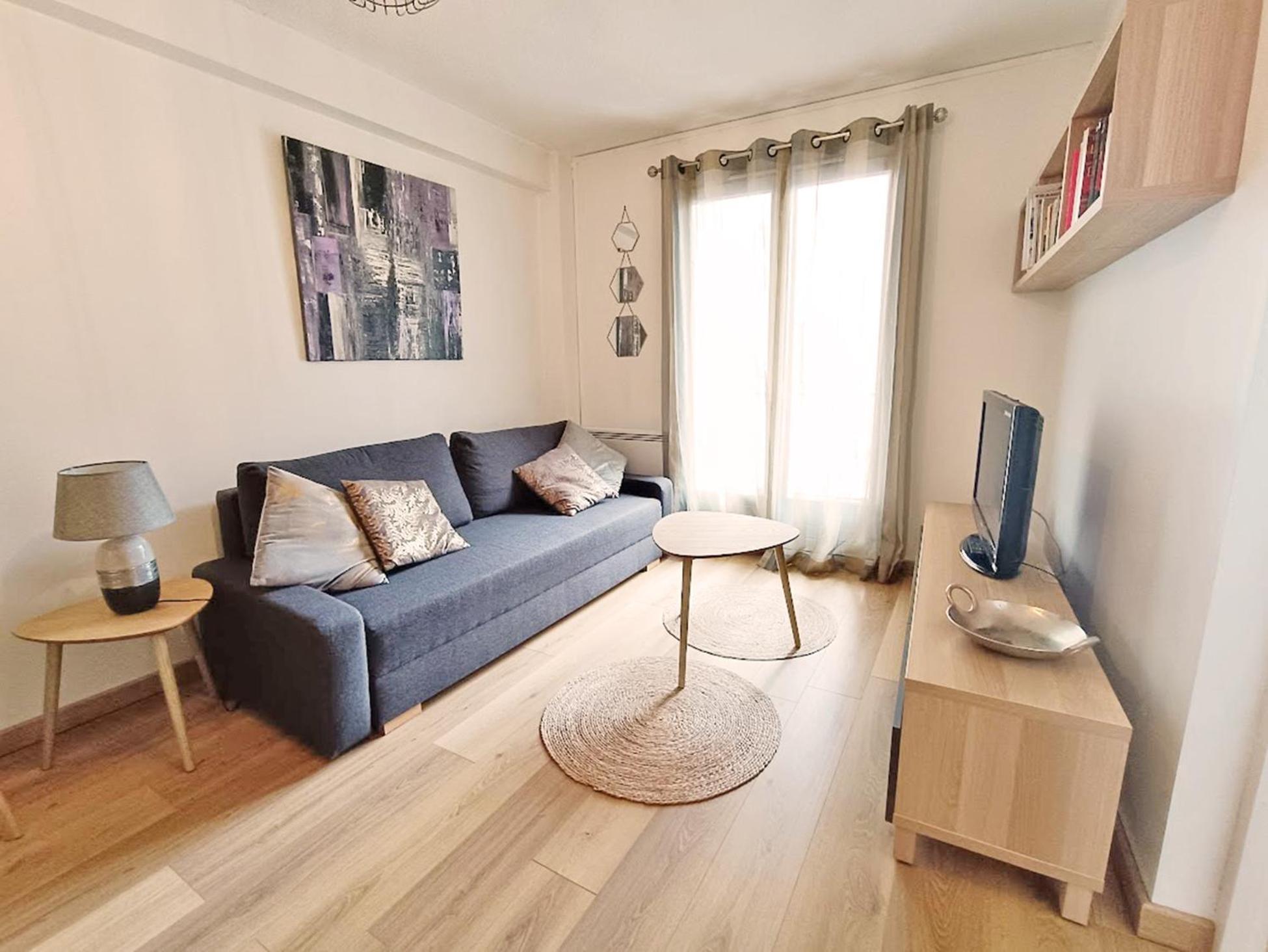Chez Dominique, T2, Centre Ville, Vue Montagne, Wifi, 4 Personnes Bagneres-de-Luchon Luaran gambar